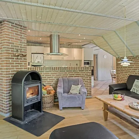 Ejvi Holiday home
