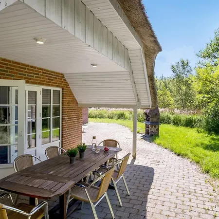Holiday home Ejvi